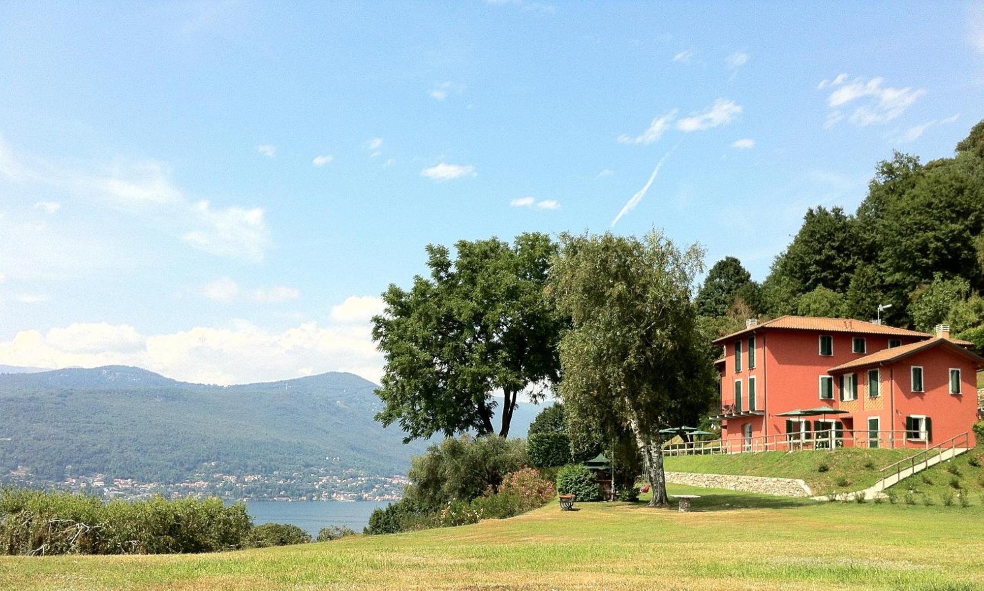 Locanda Pozzetto Laveno-Mombello Extérieur photo