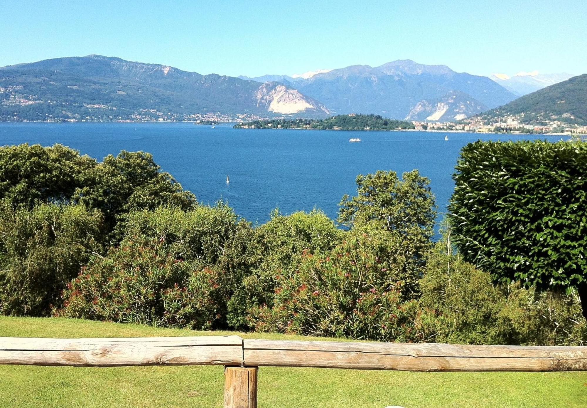Locanda Pozzetto Laveno-Mombello Extérieur photo